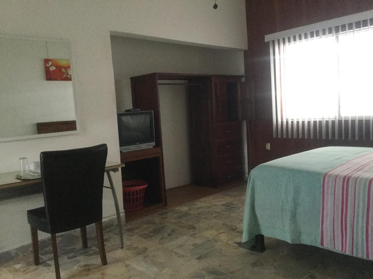 Suites El Retiro Tuxtla Gutiérrez Kültér fotó